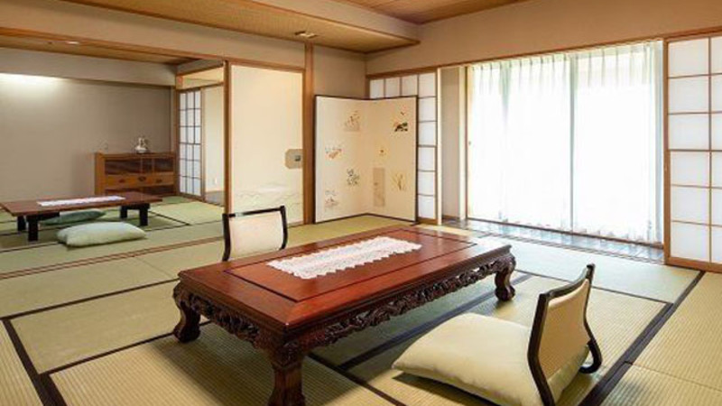 赤倉ホテル本館