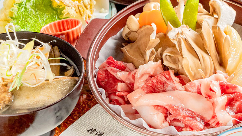 檜湯の宿 松伯