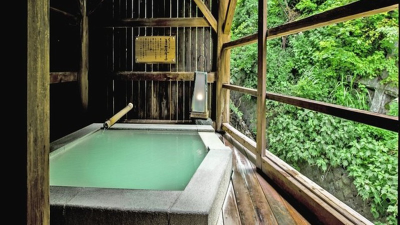 深山荘 高見屋